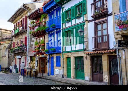 Arma Plaza, Hondarribia, in der Nähe von Irun, Baskenland, Pais Vasco, Provinz Gipuzkoa, Spanien Stockfoto