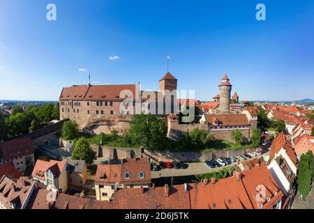 Nürnberger Burg, Doppelburg, Kaiserburg links, Burgrafenburg rechts, Luftaufnahme, Altstadt, Altstadt St. Sebald, Nürnberg Stockfoto