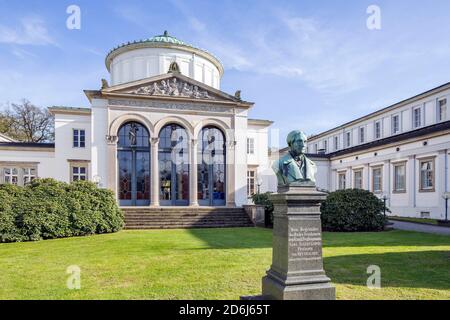 Badehaus 1 von 1857, Kurpark, Bad Oeynhausen, Ostwestfalen, Nordrhein-Westfalen, Deutschland Stockfoto