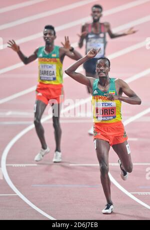 Muktar Edris (ETH, Gold), Selemon Barega (ETH, Silber), Mohammed Ahmed (DOSE, Bronze). 5000 Meter Finale. IAAF Leichtathletik-Weltmeisterschaften, Doha 2019 Stockfoto