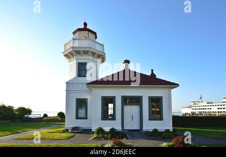 Leuchtturm Mukilteo im Sommer Stockfoto