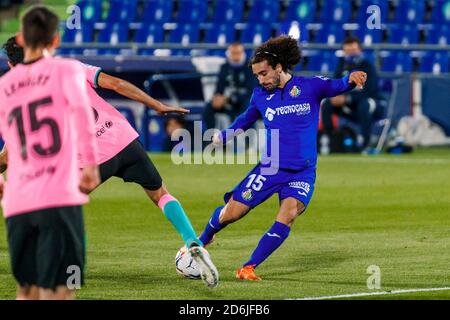 Madrid, Spanien. Oktober 2020. Marc Cucurella von Getafe CF in Aktion während des Liga-Spiels zwischen Getafe CF und FC Barcelona im Coliseo Alfonso Perez am 17 2020. Oktober Quelle: DAX Images/Alamy Live News Stockfoto