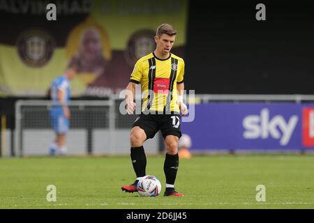 Harrogate, Yorkshire, Großbritannien. Oktober 2020. Lloyd Kerry von Harrogate Town während des Sky Bet League 2 Spiels zwischen Harrogate Town und Barrow in Wetherby Road, Harrogate am Samstag, 17. Oktober 2020. (Kredit: Mark Fletcher, Mi News) Kredit: MI Nachrichten & Sport /Alamy Live Nachrichten Stockfoto