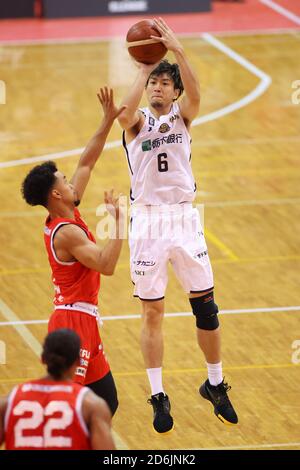 Funabashi Arena, Chiba, Japan. Oktober 2020. Makoto Hiejima (Brex), 17. OKTOBER 2020 - Basketball : 2020-21 B.LEAGUE B1 Spiel zwischen Chiba Jets 87-78 Utsunomiya Brex in Funabashi Arena, Chiba, Japan. Kredit: YUTAKA/AFLO SPORT/Alamy Live Nachrichten Stockfoto