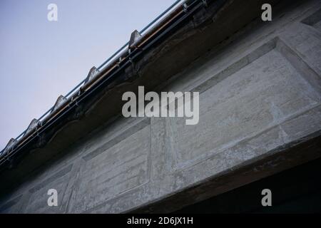 Blick nach oben auf verlassene Hafenbrücke. Ahuriri-Mündung. Napier. Neuseeland. Stockfoto