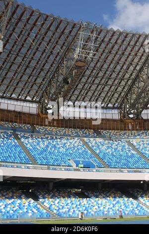 Neapel, Italien. Oktober 2020. Aktion während des Fußballmatches zwischen SSC Napoli und Atalanta BC im Stadio San Paolo in Napoli.Endergebnis Napoli v.a. Atalanta BC 4:1.im Bild ein GV von STADIO SAN PAOLO (Foto von Salvatore Esposito/Pacific Press) Quelle: Pacific Press Media Production Corp./Alamy Live News Stockfoto