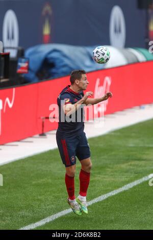 Chicago, Vereinigte Staaten . Oktober 2020. Chicago Fire FC Mittelfeldspieler Przemysław Frankowski (11) führt einen Ball während eines MLS-Spiels gegen die Sporting Kanas City im Solider Field, Samstag, 17. Oktober 2020, in Chicago, Illinois. The Fire Tie Sporting KC 2-2 (IOS/ESPA-Images) Quelle: European Sports Photo Agency/Alamy Live News Stockfoto