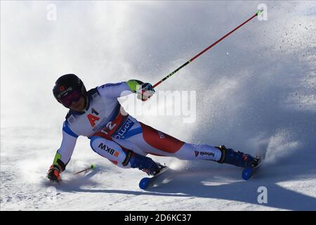 Solden, Österreich. Oktober 2020. SOELDEN, ÖSTERREICH. 18 2020. OKTOBER: 1. Herren-Riesenslalom im Rahmen des Alpinen Ski-Weltcups in Solden am 18. Oktober 2020; Lauf 1, (Foto: Pierre Teyssot/ESPA-Images) Credit: European Sports Photo Agency/Alamy Live News Stockfoto