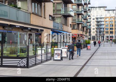 Dublin, Irland - 10. November 2015: Modernes Wohngebiet am Excise Walk, North Dock. Stockfoto