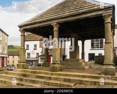 Alston Market Cross Focal Point im Stadtzentrum gebaut in 1981 um einen im Januar abgerissenen Wagen zu ersetzen 1980 Cumbria England GB North Penni Stockfoto