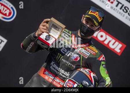 Estoril, Portugal., 18. Oktober 2020, Nr. 1 Jonathan Rea GBR Kawasaki ZX-10RR Kawasaki Racing Team WorldSBK 1. Tissot Superpole Award 2020 SBK während der 8. Runde Pirelli Estoril Round - Race, World Superbike - SBK - Credit: LM/Otto Moretti/Alamy Live News Stockfoto