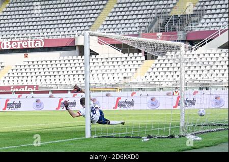 Turin, Italien. Oktober 2020. Turin. Serie A Tim 2020/2021 Liga Spiel. Turin gegen Cagliari mit 1000 Fans für den Covid 19 Notfall. Olympic Stadium auf dem Foto: Kredit: Independent Photo Agency/Alamy Live News Stockfoto