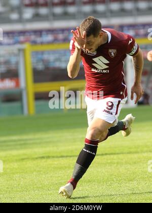 Turin, Italien. Oktober 2020. Turin, Italien, 18 Oct 2020, 09 Andrea Belotti (Turin FC) feiert für das Tor während Torino gegen Cagliari - italienische Fußball Serie A Spiel - Credit: LM/Claudio Benedetto Credit: Claudio Benedetto/LPS/ZUMA Wire/Alamy Live News Stockfoto