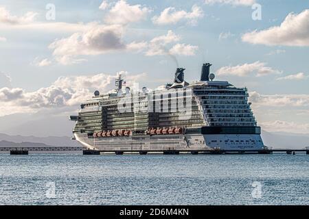 Celebrity Kreuzfahrtschiff in Labadee Stockfoto