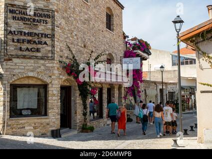 Straßenszene Pano Lefkara, Zypern. Stockfoto