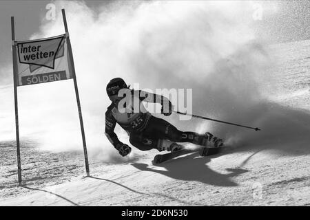 Solden, Österreich. Oktober 2020. SOELDEN, ÖSTERREICH. 18 2020. OKTOBER: 1. Herren-Riesenslalom im Rahmen des Alpinen Ski-Weltcups in Solden am 18. Oktober 2020; Lauf 1, (Foto: Pierre Teyssot/ESPA-Images) Credit: European Sports Photo Agency/Alamy Live News Stockfoto