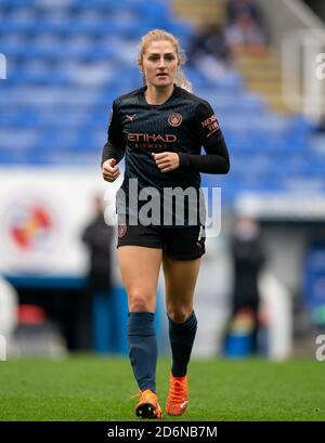 Reading, Großbritannien. Oktober 2020. Laura Coombs von man City Women während des FAWSL-Matches zwischen Reading Women und Manchester City Women am 18. Oktober 2020 im Madejski Stadium, Reading, England. Foto von Andy Rowland. Kredit: Prime Media Images/Alamy Live Nachrichten Stockfoto