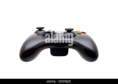 Game Remote Gamepad mit Tasten und analoge Steuerung von Videospielen, Entertainment-Gerät Wireless Joystick isoliert auf weißem Hintergrund, niemand. Stockfoto