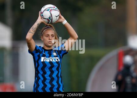 Mailand, Italien. Oktober 2020. Mailand, Italien, 18. Oktober 2020, Beatrice Merlo (FC Internazionale) während des AC Milan gegen FC Internazionale - Italienische Fußballserie A Frauenmeisterschaft - Credit: LM/Francesco Scaccianoce Credit: Francesco Scaccianoce/LPS/ZUMA Wire/Alamy Live News Stockfoto