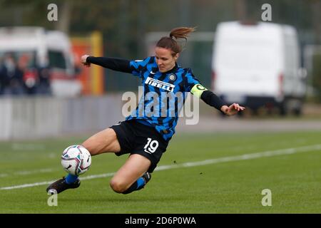 Mailand, Italien, 18. Oktober 2020, Lisa Alborghetti (FC Internazionale) während AC Mailand gegen FC Internazionale, Italienische Fußball Serie A Frauen Meisterschaft - Credit: LM/Francesco Scaccianoce/Alamy Live News Stockfoto