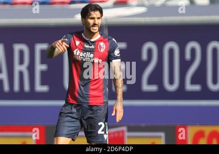 Bologna, Italien. Oktober 2020. Bologna Roberto Soriano während der italienischen Serie A Fußballspiel Bologna FC gegen US Sassuolo im Renato Dall'Ara Stadion in Bologna, Italien, 18. Oktober 2020. - foto Michele Nucci /LM Kredit: Independent Photo Agency/Alamy Live News Stockfoto