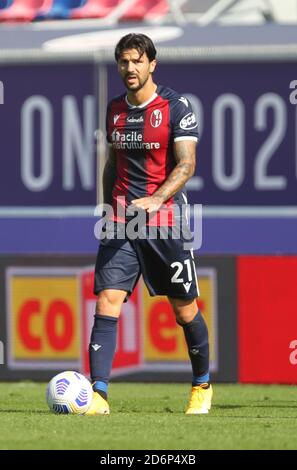 Bologna, Italien. Oktober 2020. Bologna Roberto Soriano während der italienischen Serie A Fußballspiel Bologna FC gegen US Sassuolo im Renato Dall'Ara Stadion in Bologna, Italien, 18. Oktober 2020. - foto Michele Nucci/LM Credit: Michele Nucci/LPS/ZUMA Wire/Alamy Live News Stockfoto