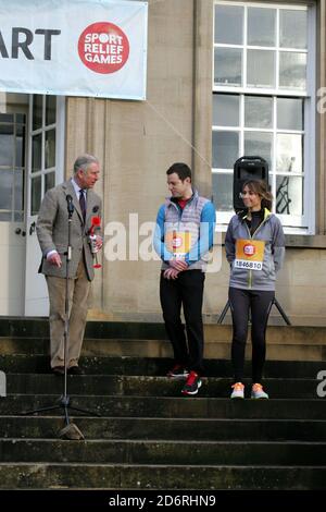 Dumfries House,Cumnock, East Ayrshire, Schottland, Großbritannien, Kinder von der East Ayrshire School nehmen an Sports Relief mit BBC-Moderatoren Matt Baker & Alex Jones von der EINEN Show Teil. Der Lauf wurde von seiner Königlichen Hoheit Prinz Charles gestartet Stockfoto