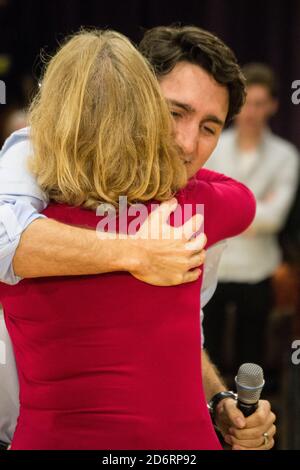 Justin Trudeau, Kate Young und Peter Fragiskatos sprechen an der Western University in Alumni Hall Stockfoto