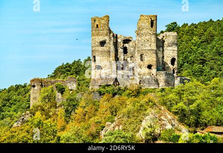 Ruinen von Domeyrat Castle in Auvergne, Frankreich Stockfoto