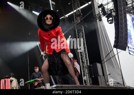 Nahaufnahme des Róisín Murphy auf der Hauptbühne des OnBlackheath Musik Festival 2106 Stockfoto