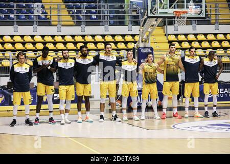 Turin, Italien. Oktober 2020. Erstes Heimspiel für reale Mutua Basket Torino vs Green Shop Pallacanestro Biella. Reale Mutua Basket Torino gewinnt 104:86. (Foto von Norberto Maccagno/PacifiPress) Quelle: Pacific Press Media Production Corp./Alamy Live News Stockfoto