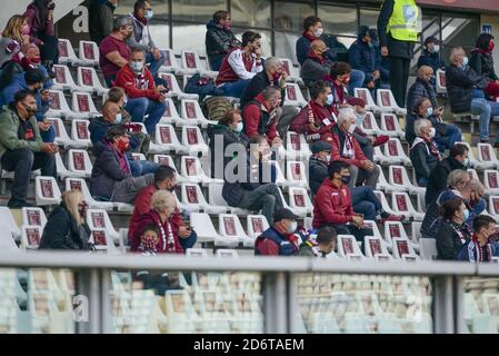 Turin, Italien. Oktober 2020. Torino Anhänger während der Serie A Fußballspiel Torino FC vs Cagliari. Cagliari gewann 2-3 gegen den FC Turin im Olympiastadion Grande Torino in Turin. (Foto von Alberto Gandolfo/Pacific Press) Quelle: Pacific Press Media Production Corp./Alamy Live News Stockfoto