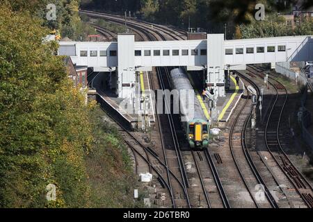 Allgemeine Ansicht des Haywards Heath Railway Station in West Sussex, England. Bild von James Boardman Stockfoto