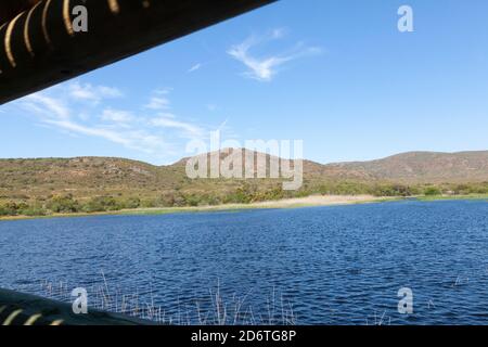 Blick vom Vogelschutzgebiet mit rollstuhlgerechtem Zugang über Feuchtgebiete, Vrolijkheid Nature Reserve, McGregor, Western Cape, Südafrika Stockfoto