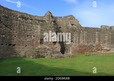 White Castle. Offa's Dyke Path. National Trail. Fernwanderweg. Anglo-walisische Grenze. Monmouthshire. Wales. VEREINIGTES KÖNIGREICH Stockfoto