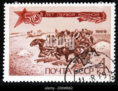 MOSKAU, RUSSLAND - 7. JANUAR 2017: Eine in der UdSSR gedruckte Briefmarke zeigt die Kavallerie der Roten Armee während des Bürgerkrieges in Russland, um 1969 Stockfoto