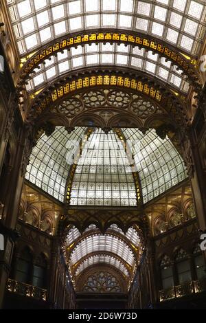 Interior, Brudern House - Paris Courtyard, Budapest, Ungarn, Brudern-haz - Parizsi udvar, Magyarország, Europa Stockfoto