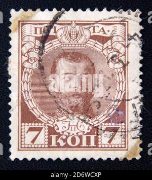 MOSKAU RUSSLAND - 25. NOVEMBER 2012: Briefmarke gedruckt von Russland, zeigt das Russische Reich mit dem Bild von Kaiser Nikolaus II., um 1913 Stockfoto