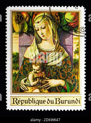 MOSKAU, RUSSLAND - 13. MAI 2018: Eine in Burundi gedruckte Briefmarke zeigt Madonna, Weihnachtsserie, um 1967 Stockfoto