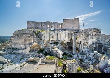 Ruinen des mittelalterlichen Château des Baux-de-Provence, Département Bouches-du-Rhône, Südfrankreich Stockfoto