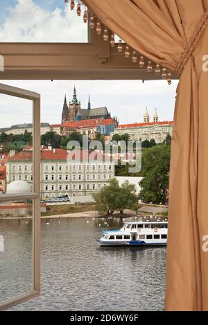 Blick vom Four Seasons Hotel in Prag. Tschechische Republik Stockfoto