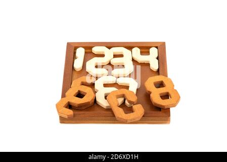 Falscher Start eines 2D-Holzpuzzle. Digitales Puzzle. Speicherplatz kopieren. Stockfoto