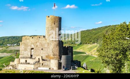 Altes Schloss Landshut bei Bern Schloss Kues im rheinland pfalz In deutschland Stockfoto