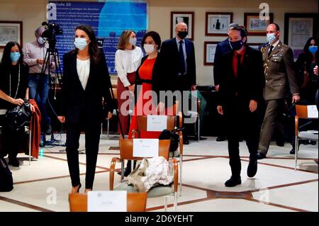 Madrid, Madrid, Spanien. Oktober 2020. Königin Letizia von Spanien nimmt am 20. Oktober 2020 an der 4. Konferenz zur Informationsbehandlung von Behinderungen am Hauptsitz der Madrider Pressevereinigung in Madrid Teil.Quelle: Jack Abuin/ZUMA Wire/Alamy Live News Stockfoto