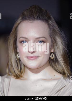 Elisabeth Moss kommt bei den Laurence Olivier Awards 2011 an Das Theatre Royal in London Stockfoto