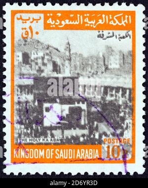 SAUDI-ARABIEN - UM 1969: Eine in Saudi-Arabien gedruckte Briefmarke zeigt die Heilige Kaaba, Mekka, um 1969. Stockfoto