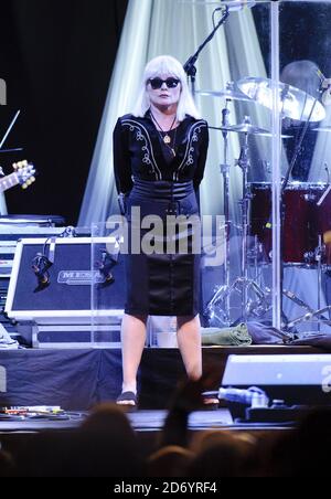 Debbie Harry von Blondie tritt im Somerset House im Zentrum von London auf, als Teil der Sommer-Konzertreihe. Stockfoto