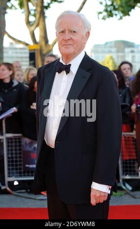 John Le Carre kommt zur Premiere von Tinker, Schneider, Soldat, Spion im BFI Southbank im Zentrum von London. Stockfoto