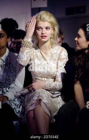 Pixie Geldof Teilnahme an der Jonathan Saunders Fashion Show, die im Broadgate Tower im Rahmen der London Fashion Week stattfand. Stockfoto