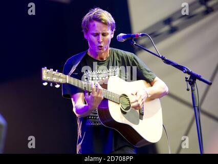 Ben Howard beim Latitude Festival in Southwold, Suffolk. Stockfoto